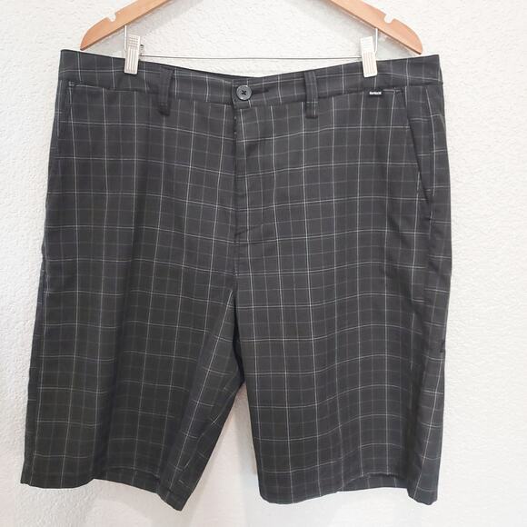 Hurley Other - Hurley Black w/White Plaid Casual Shorts Size 38